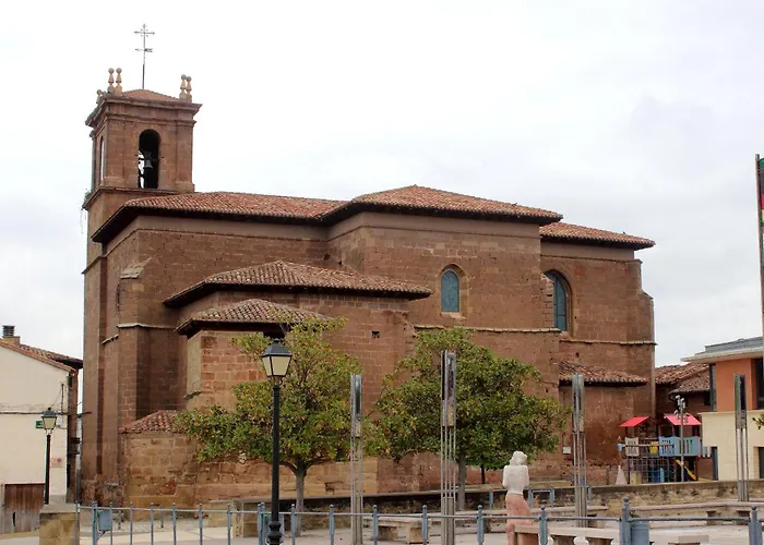 Santa Coloma Apartamentos