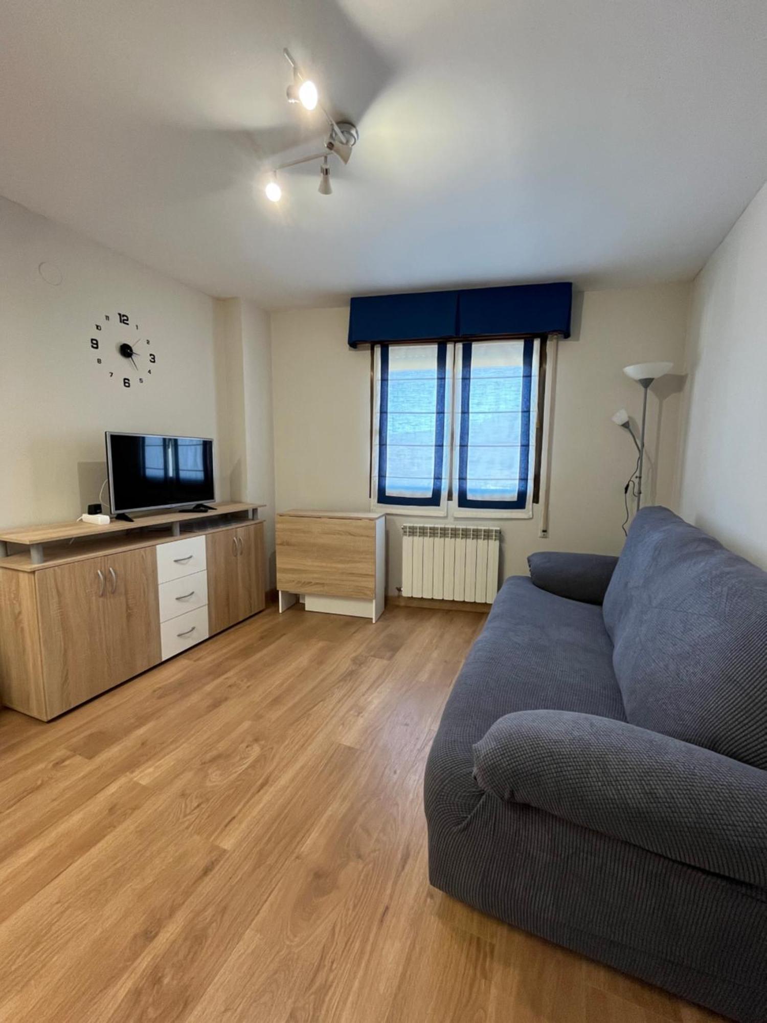 Apartment Santa Coloma
